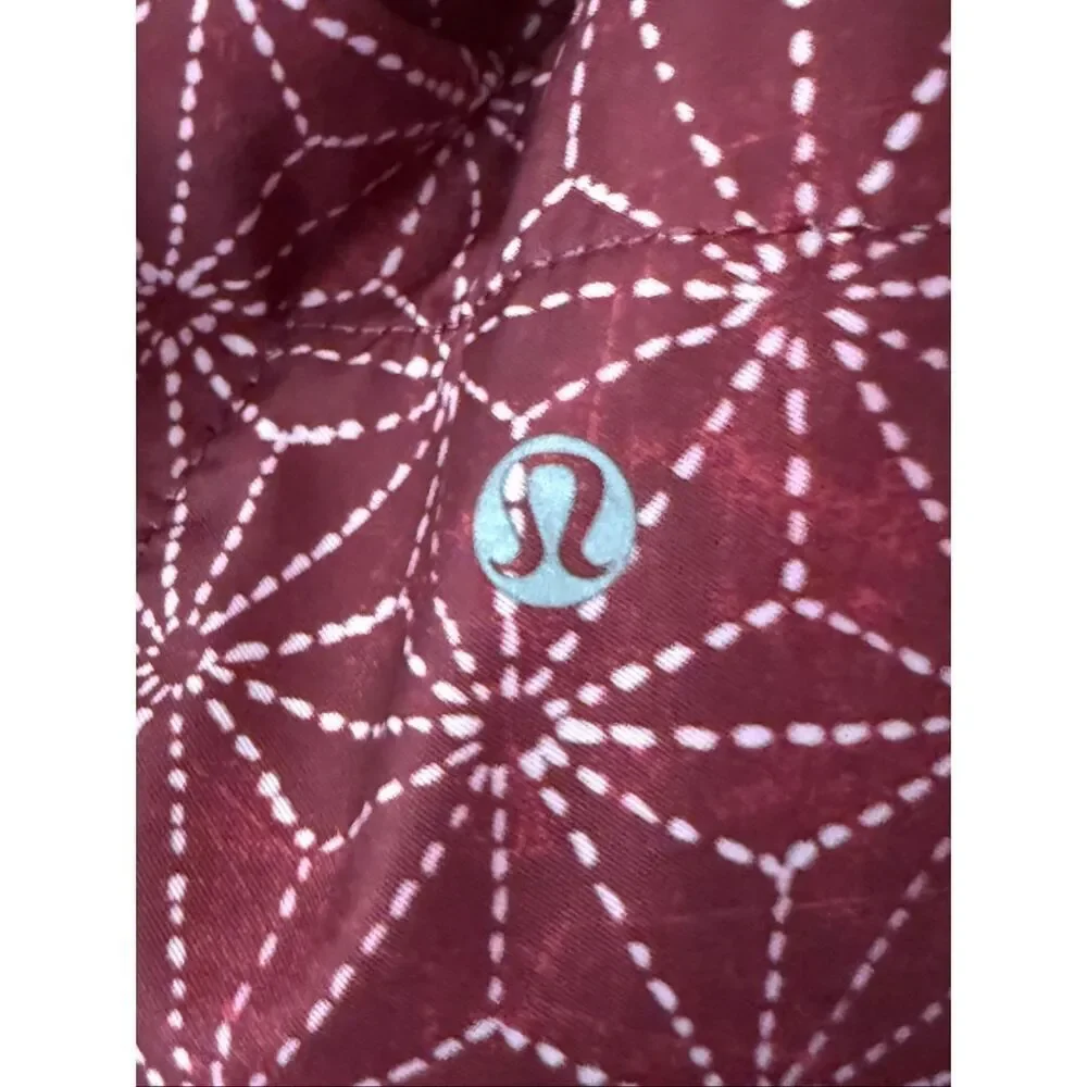 Lululemon Yoga Mat Bag Burgundy Print Mesh Zip Carrier